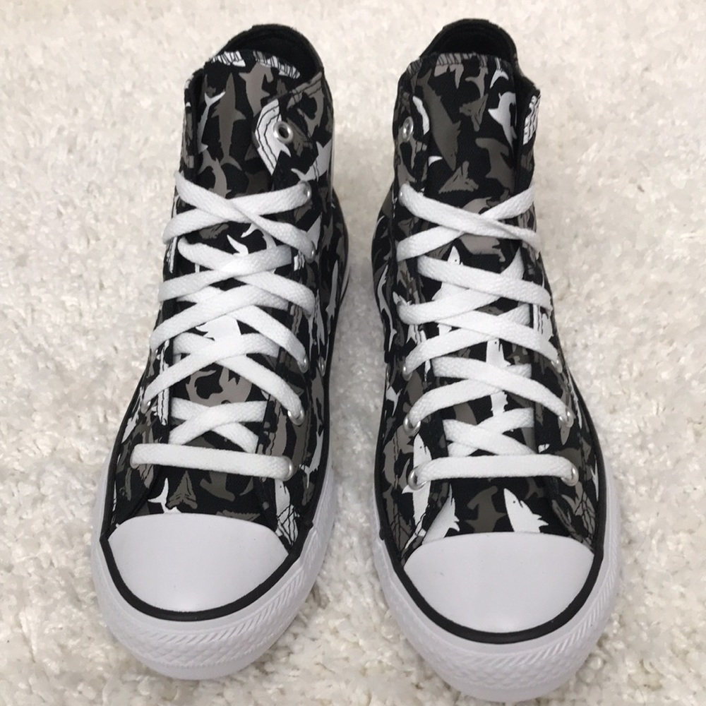 CONVERSE CTAS HIGH TOP BRAND NEW - Picture 2 of 8